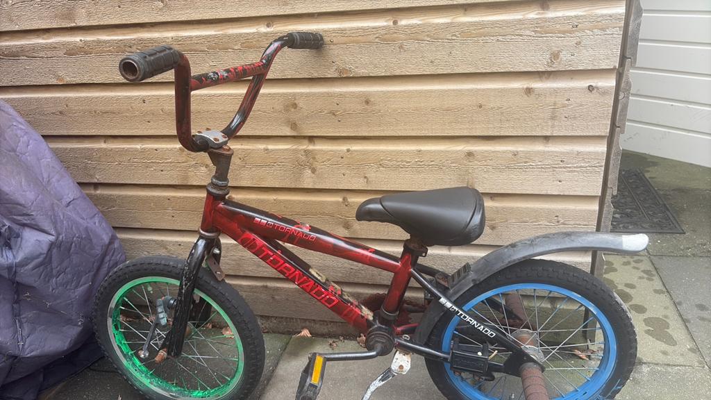 Tornado bmx, Fietsen en Brommers, Ophalen of Verzenden, Zo goed als nieuw, Aluminium, 24 inch of meer