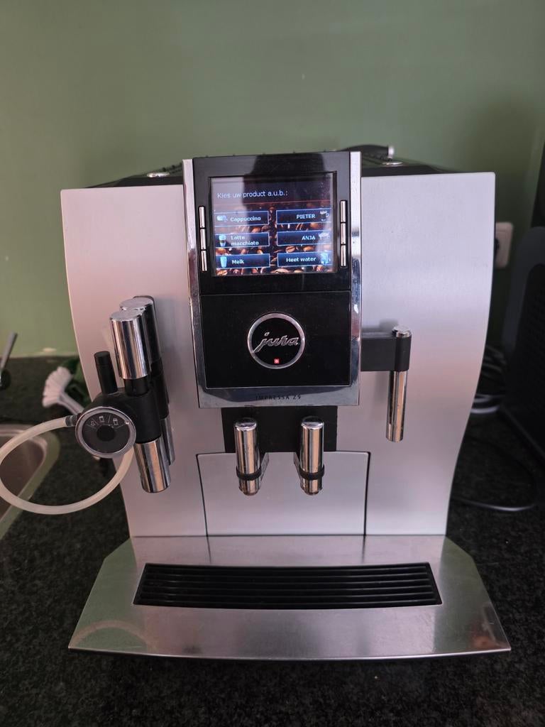 Jura Z9, Witgoed en Apparatuur, Koffiezetapparaten, Ophalen, Afneembaar waterreservoir, Gebruikt, Koffiemachine
