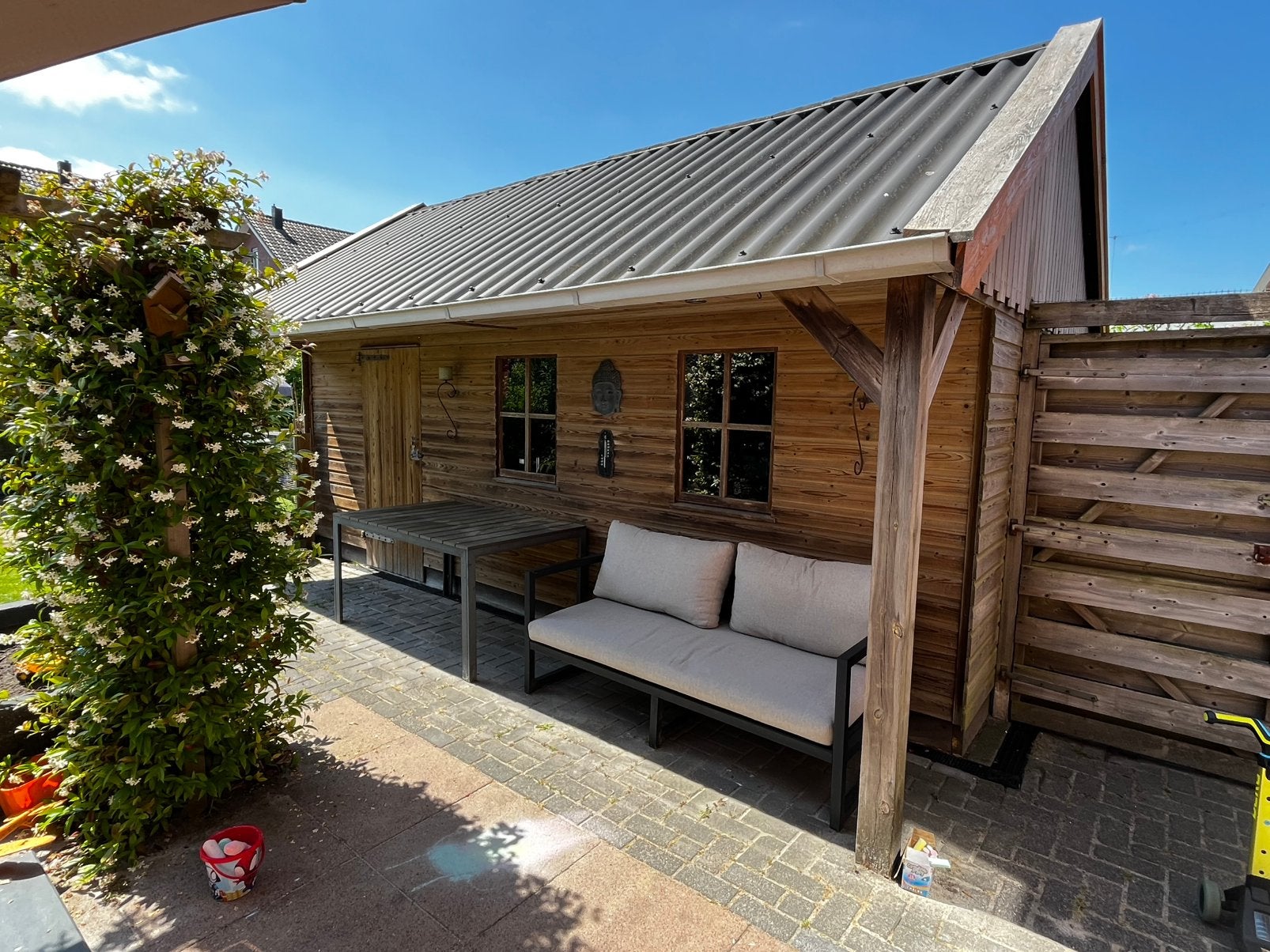 Houten tuinhuis/garage 6x4,5m, Tuin en Terras, Ophalen, Gebruikt, Schuur, 2 ramen