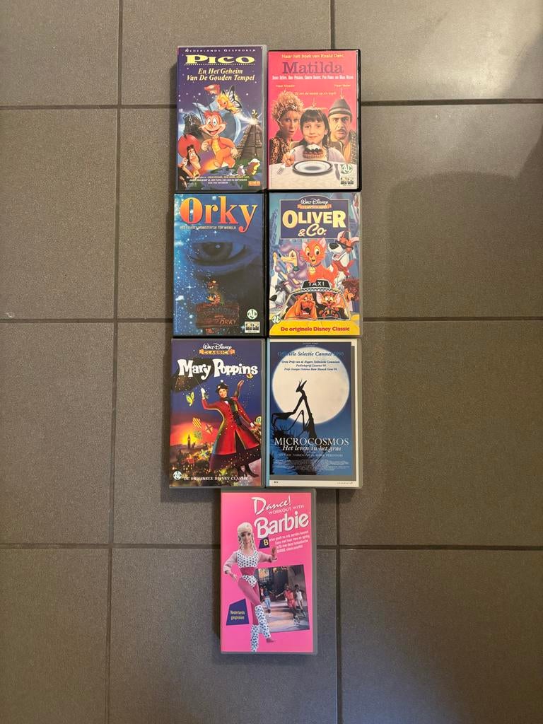 VHS Disney Classics & meer: Mary Poppins, Oliver & Co., Tekenfilm, Alle leeftijden, Ophalen of Verzenden, Zo goed als nieuw