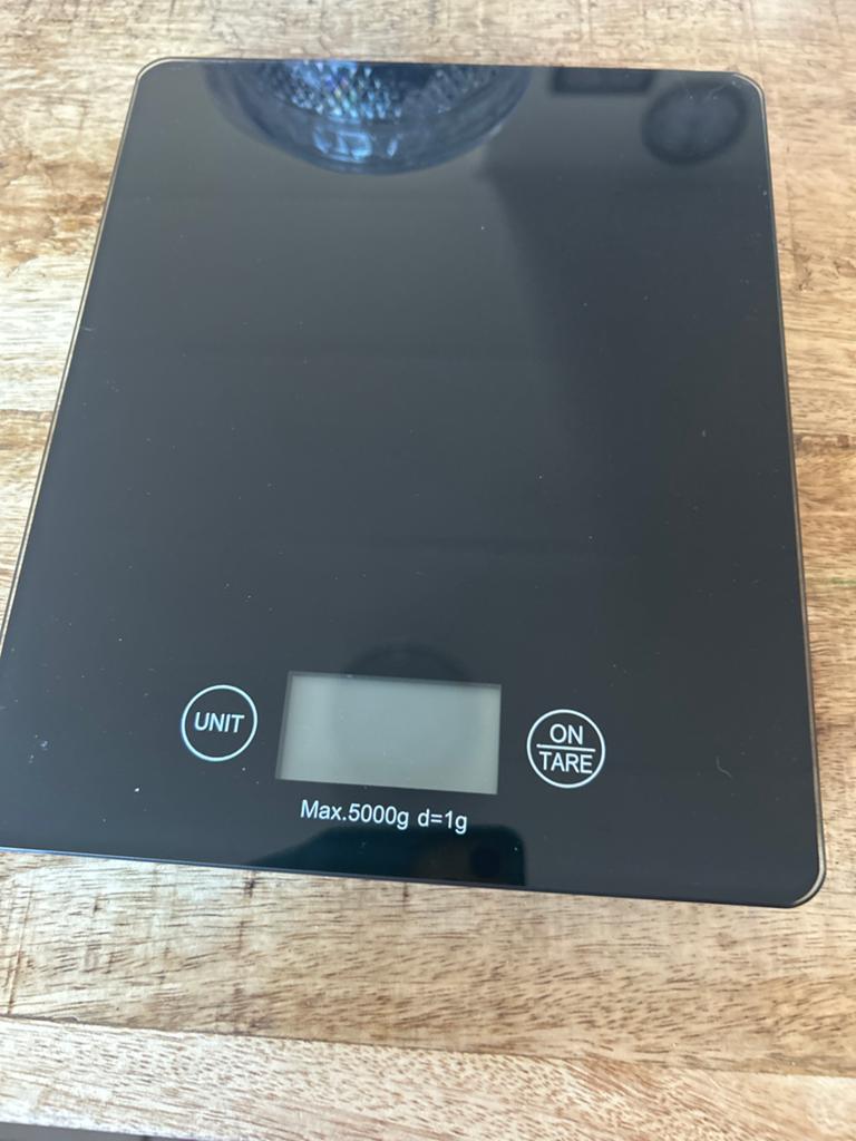 Digitale Keukenweegschaal HEMA - Max. 5000g, Minder dan 10 kg, Keukenweegschaal, 1 tot 500 gram, Ophalen of Verzenden