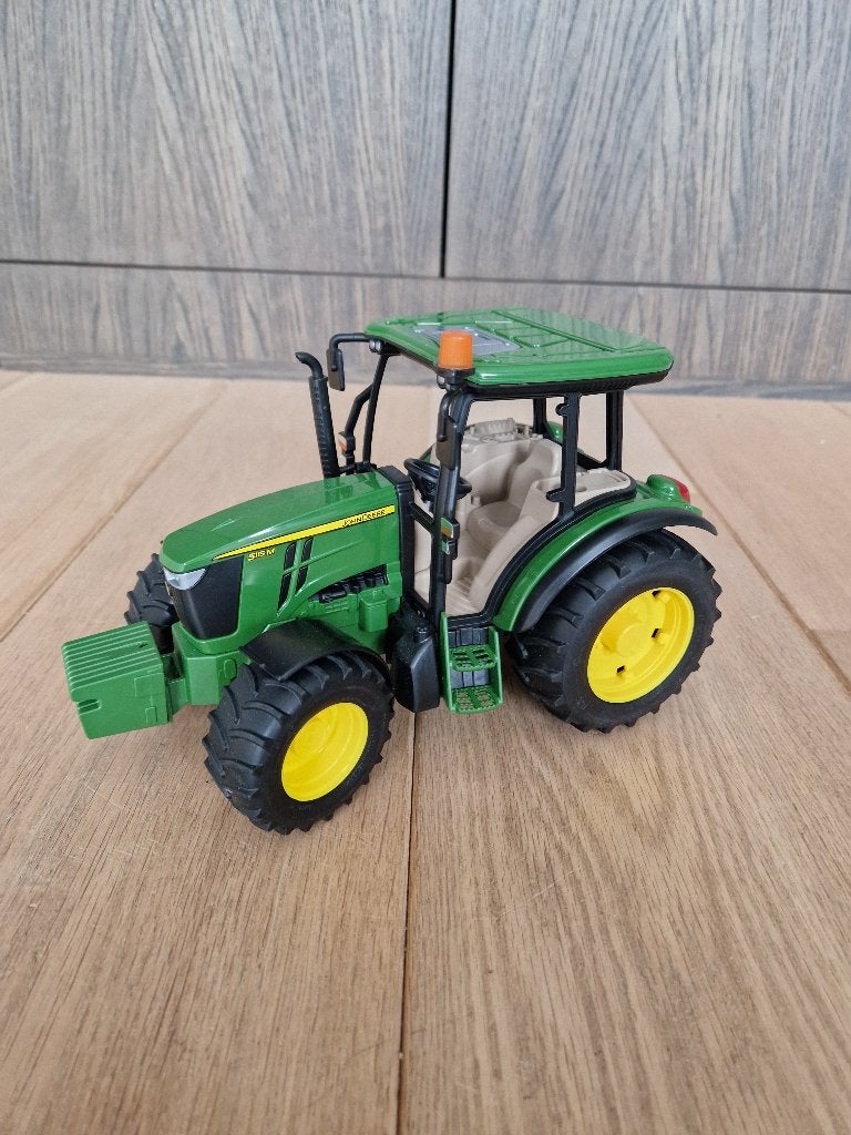 Bruder 2106 John Deere 5115M tractor - zo goed als nieuw, Ophalen of Verzenden, Zo goed als nieuw