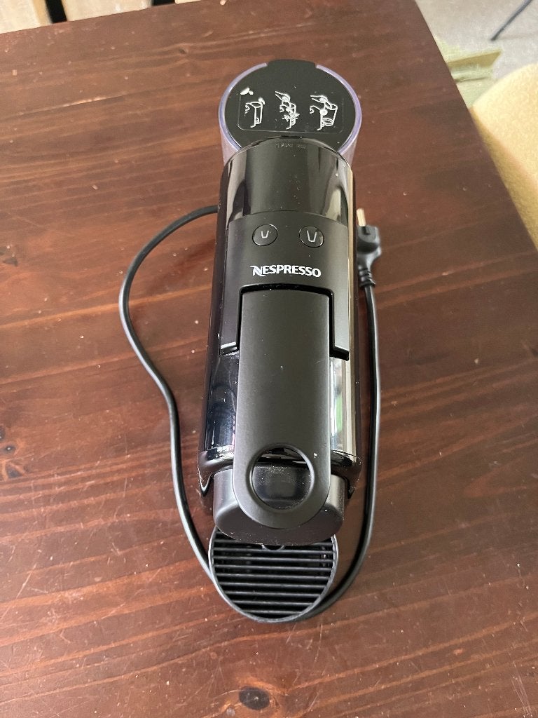 Nespresso Magimix Essenza Mini, Witgoed en Apparatuur, Gebruikt, Koffiemachine, Ophalen of Verzenden, 1 kopje