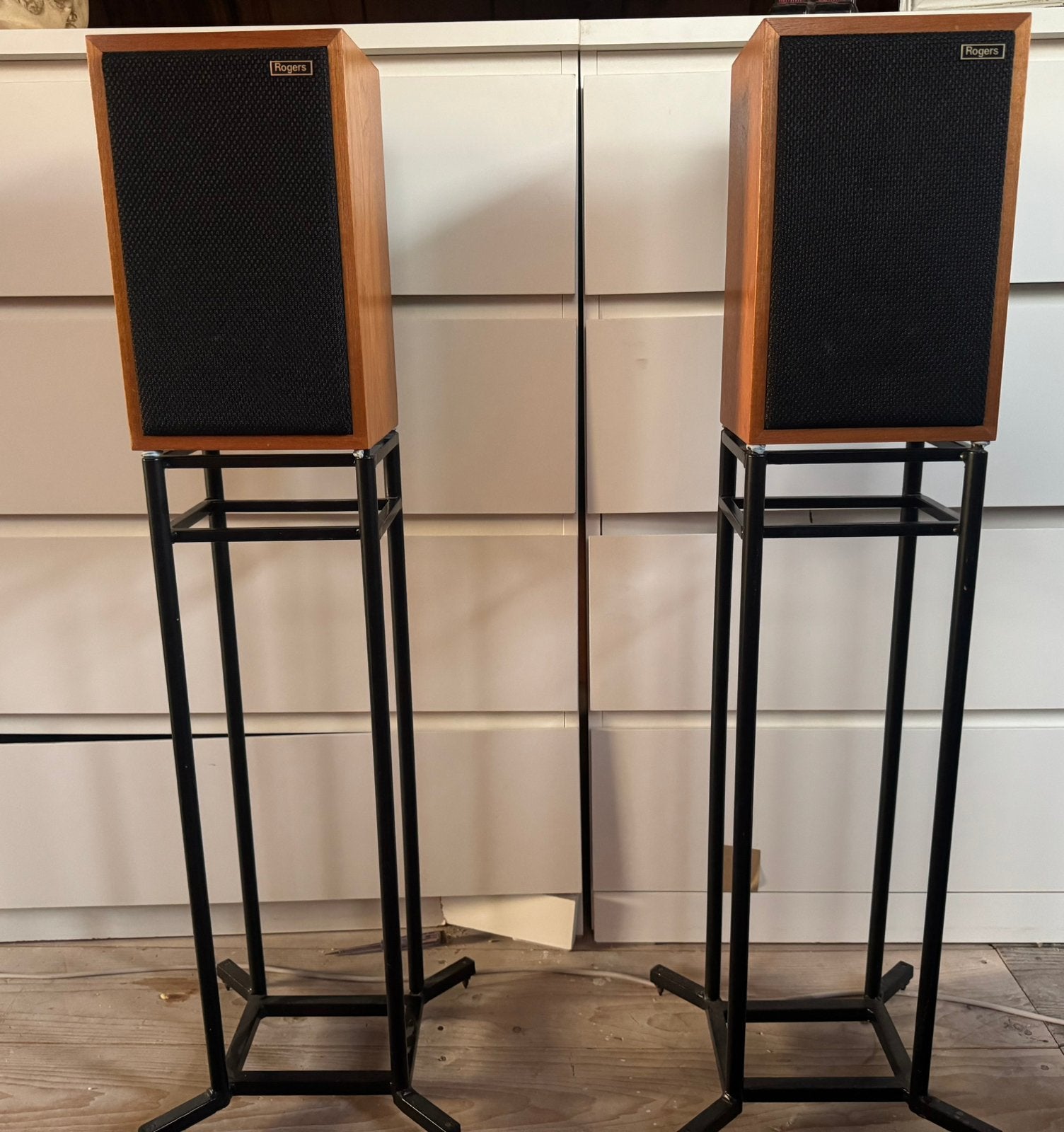 Rogers LS3/5A 15 Ohm + Chartwell LS3/5A Stands, Audio, Tv en Foto, Luidsprekers, Ophalen, Gebruikt