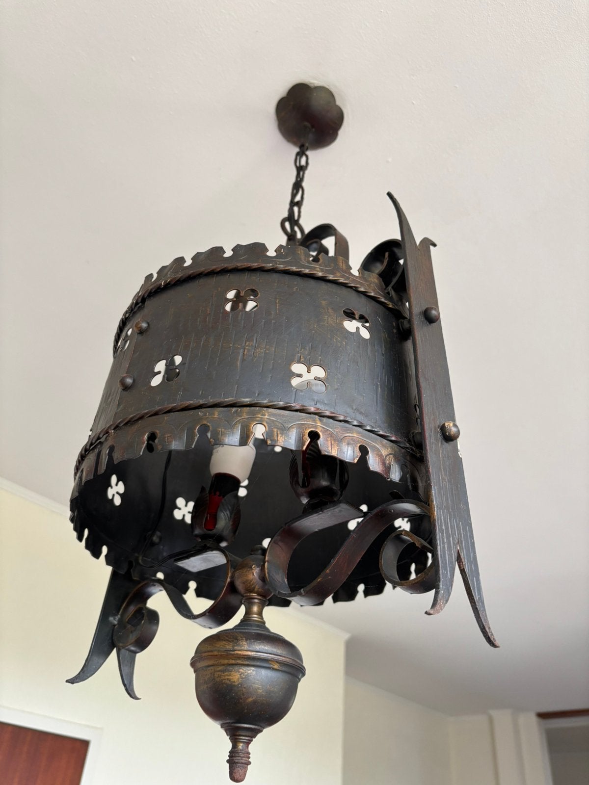 Vintage Smeedijzeren Hanglamp – Kasteelstijl/Gotisch (‘60/70, Ophalen of Verzenden, Zo goed als nieuw, Metaal, E27 (groot)