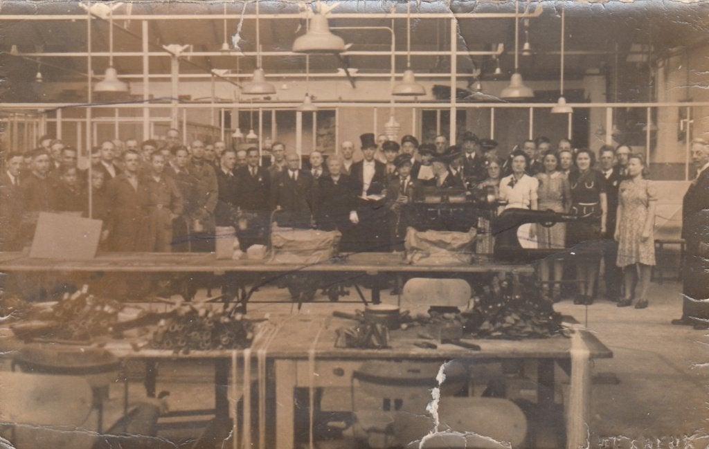 Oude Fotokaart Dieren - Lederwarenfabriek, Ophalen of Verzenden, 1920 tot 1940, Ongelopen, Gelderland