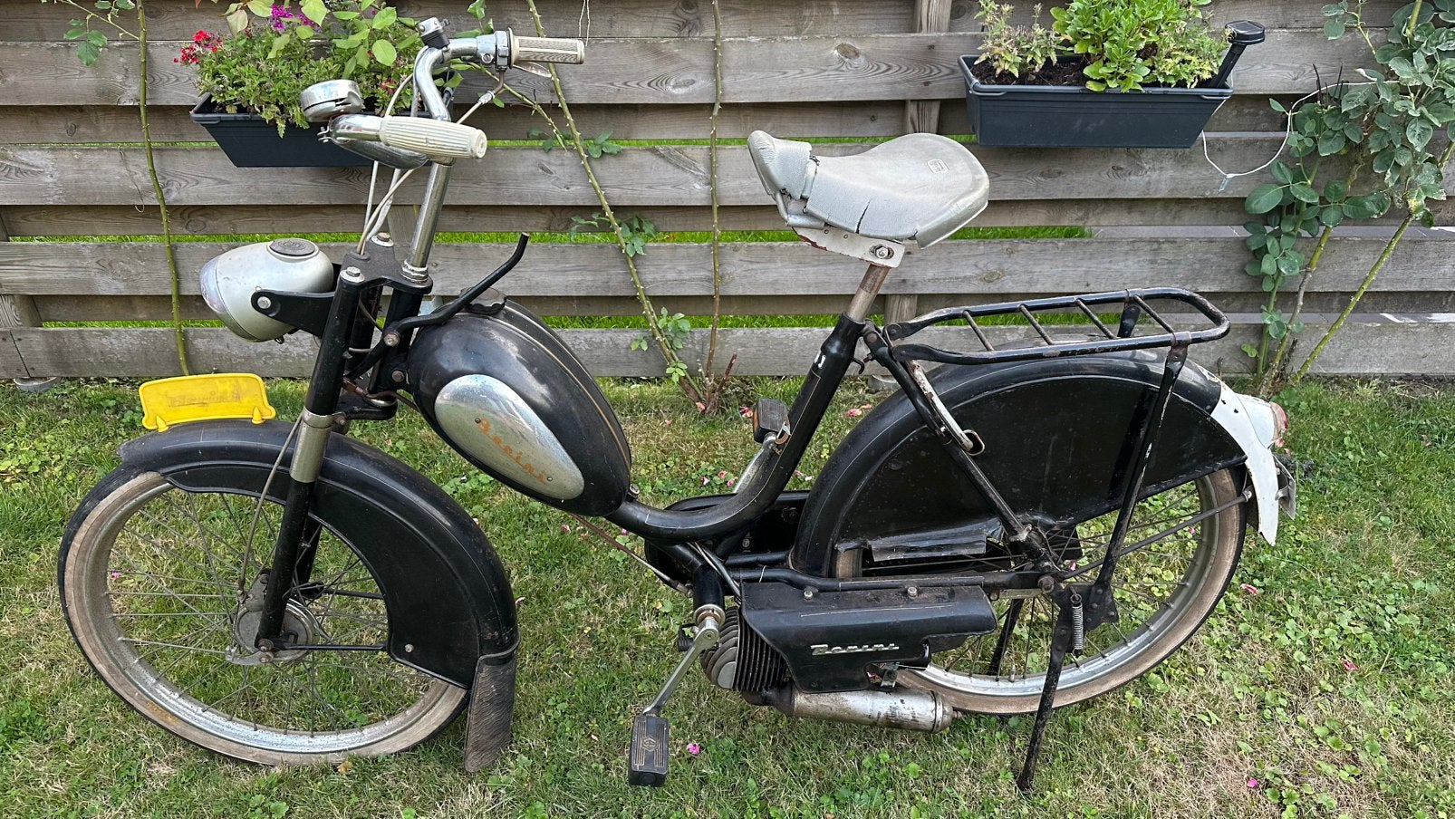 Berini M23, Maximaal 45 km/u, 0 versnellingen, 49 cc, Ophalen