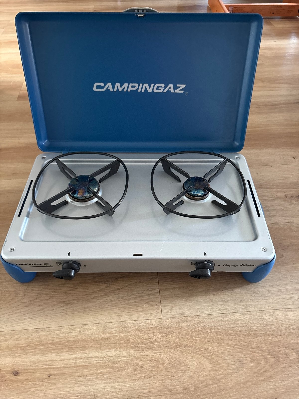 Campingaz Camping Kitchen 2 brander gasfornuis, Ophalen, Gebruikt
