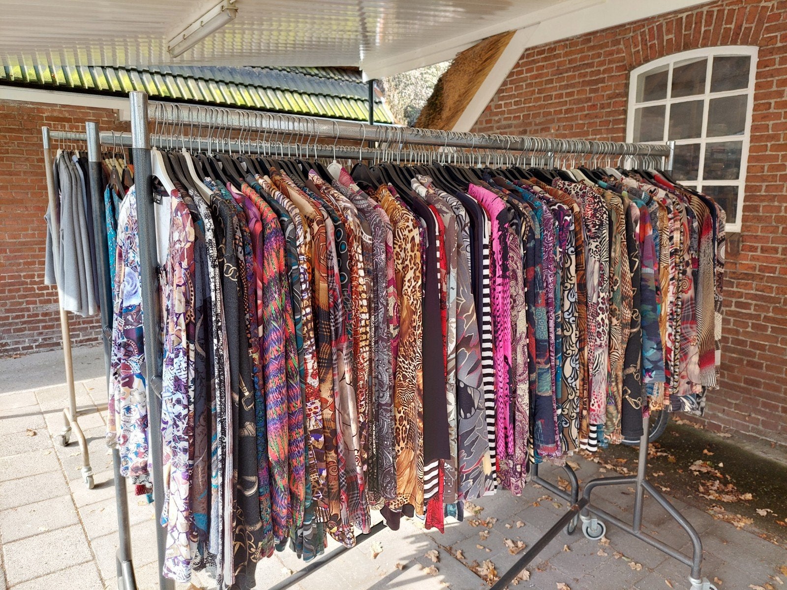 partij dames kleding, Ophalen, Nieuw, Maat 38/40 (M)