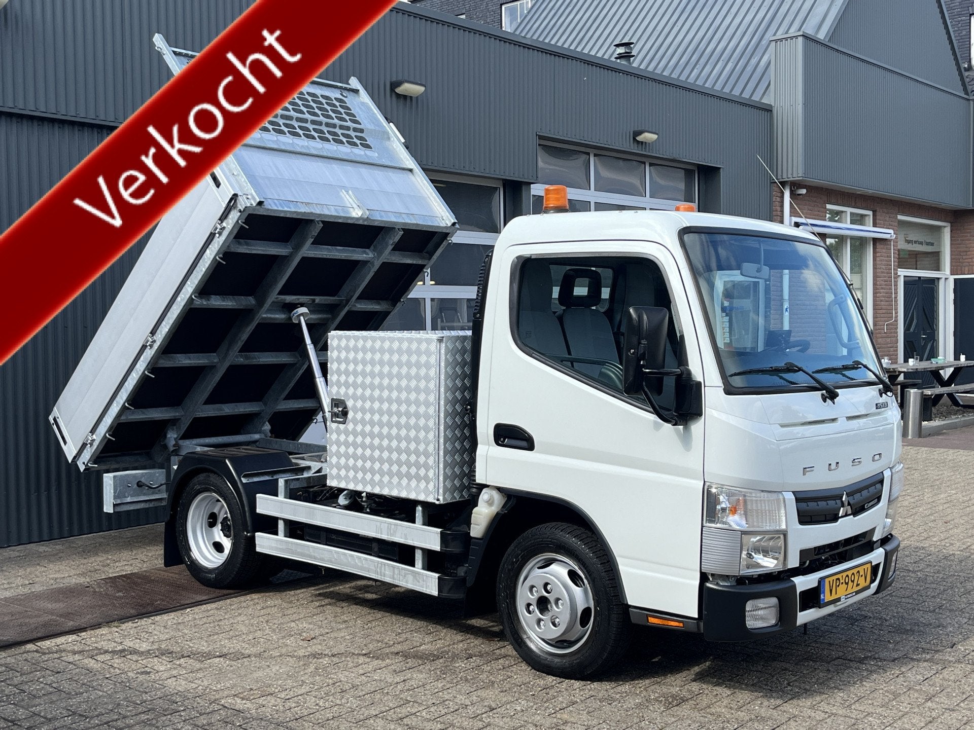 FUSO Canter 3S13 Kipper Openlaadbak Pick-up Airco 3-Persoons, Automaat, Euro 5, Zwart, 4 cilinders