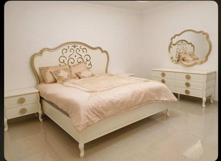 Luxe 2m x 2m tweepersoonsbed met matras, Huis en Inrichting, Slaapkamer | Bedden, Tweepersoons, Ophalen of Verzenden, Zo goed als nieuw
