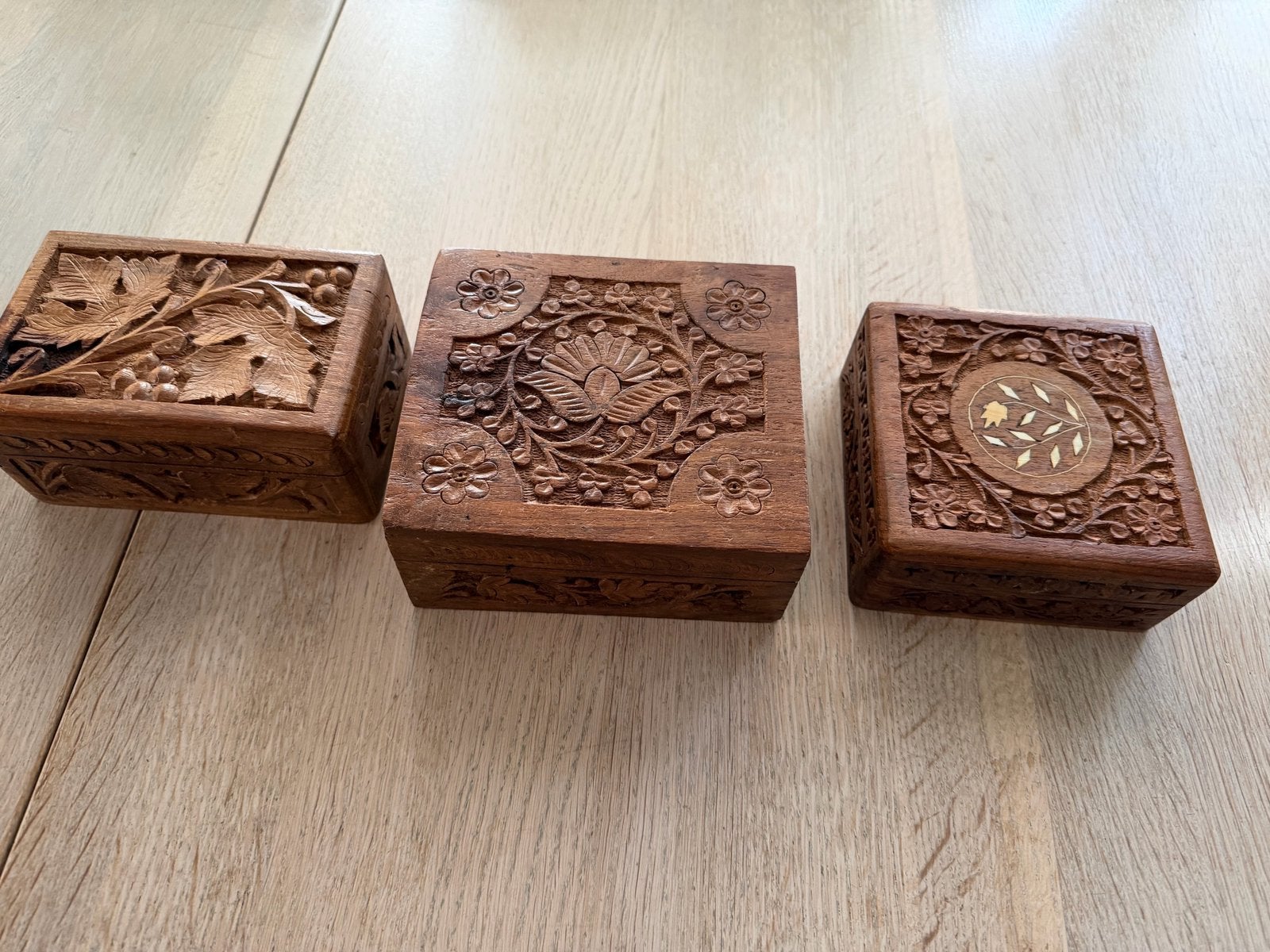 3 vintage houten bewerkte doosjes uit India, Ophalen of Verzenden