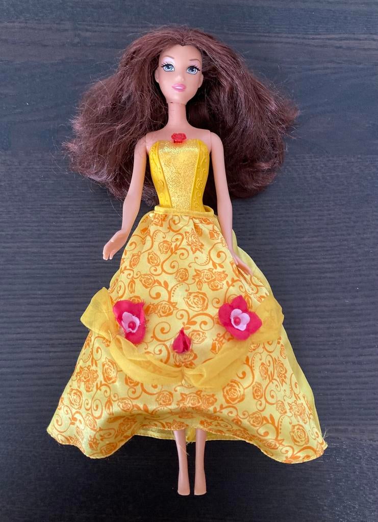 Disney The Beauty and the Beast Barbie Belle Mattel, Verzamelen, Poppen, Ophalen of Verzenden, Gebruikt, Pop