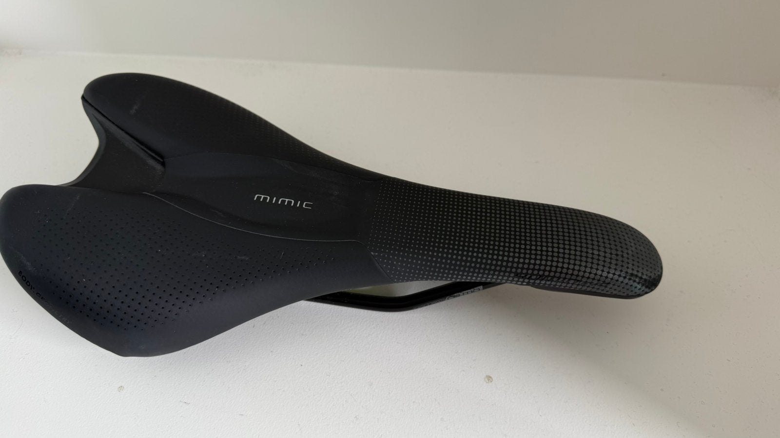 Specialized Romin evo mimic zadel 143 mm, Ophalen of Verzenden, Zo goed als nieuw, Zadel