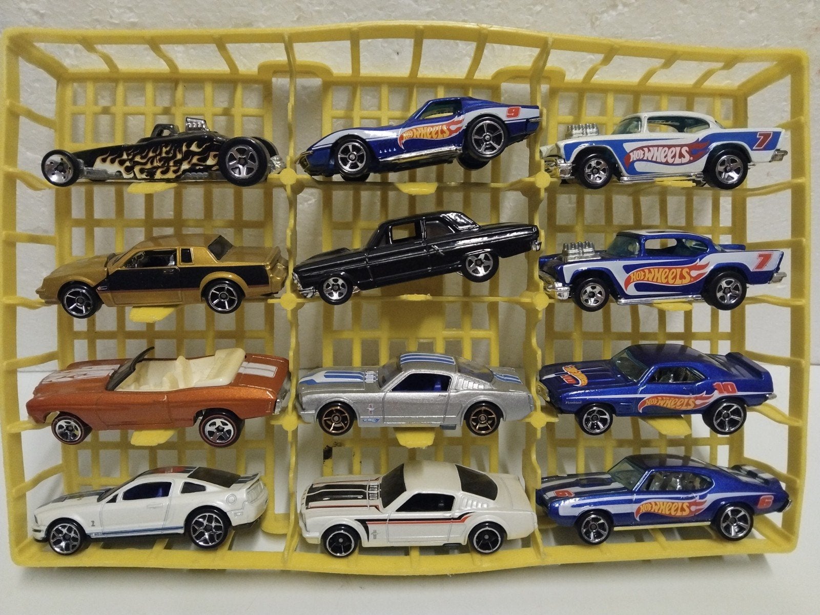Div. Hot Wheels Tire Fryer Mustang Impala Corvette etc, Ophalen of Verzenden, Zo goed als nieuw, Auto