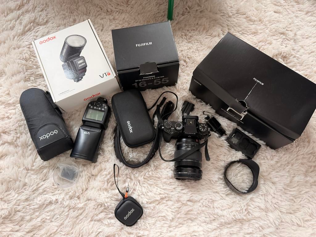 Fujifilm XT-5 complete set , lens fujinon XF 16 55 2.8 godox, Ophalen, Zo goed als nieuw, Fuji, Geen optische zoom
