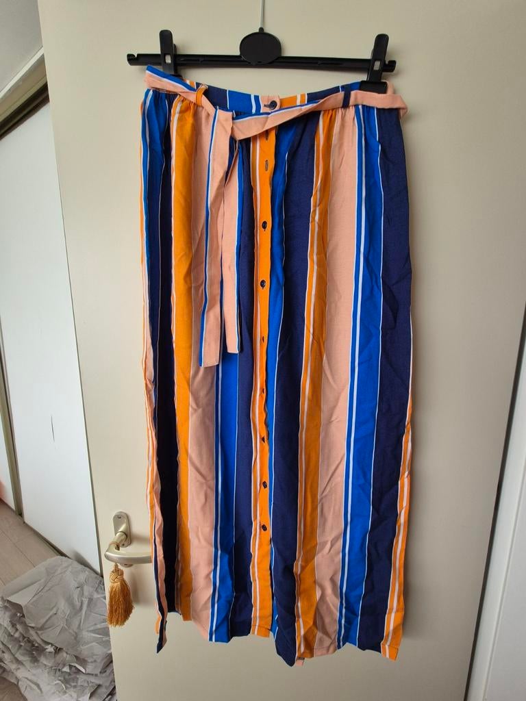 Froy en dind rok maat M, Ophalen of Verzenden, Zo goed als nieuw, Maat 38/40 (M), Onder de knie