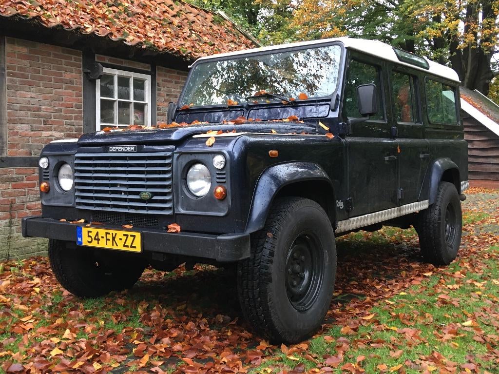 Land Rover Defender 9-pers. youngtimer 2.5TD5 STWGN 110 2000, Auto's, Euro 2, 3500 kg, Blauw, Leder en Stof