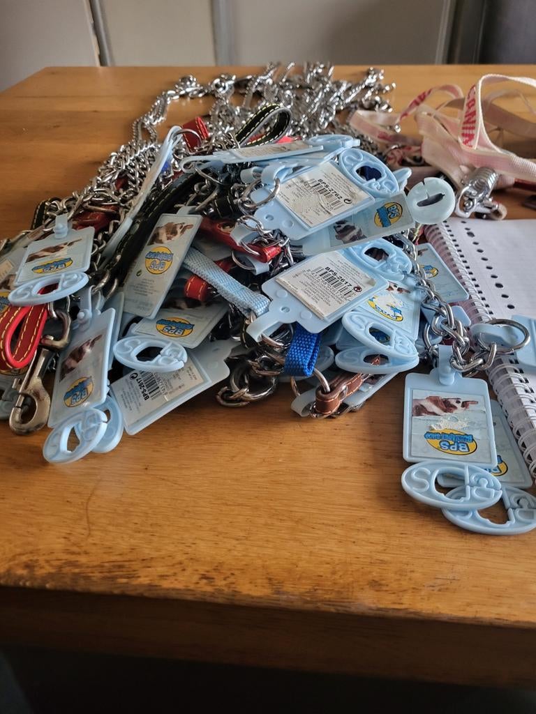 Nieuw  honden  riemen  53 stuks  Lange en wat kote, Ophalen of Verzenden, Nieuw