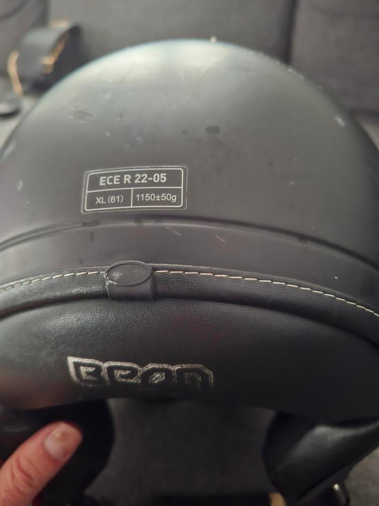 Beon Helm - XL (61) - gebruikt, Fietsen en Brommers, Ophalen, Zo goed als nieuw, Extra large of groter, Beon