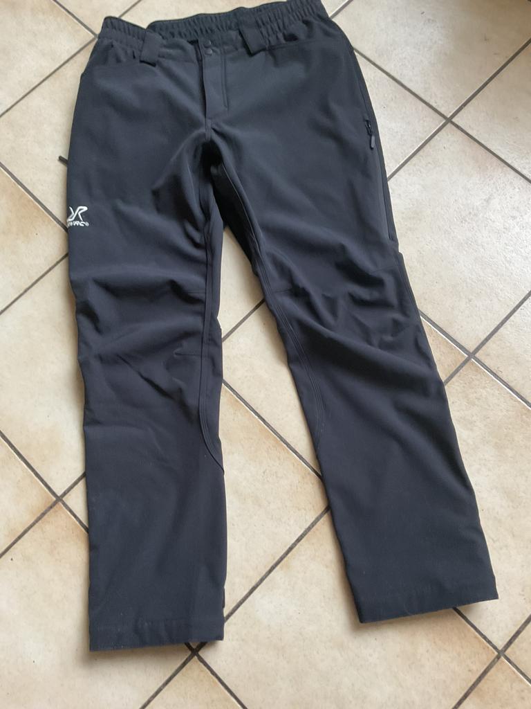 Revolution Race dames softshell broek XXL, Kleding | Dames, Zwart, Maat 46/48 (XL) of groter, Ophalen of Verzenden, Zo goed als nieuw