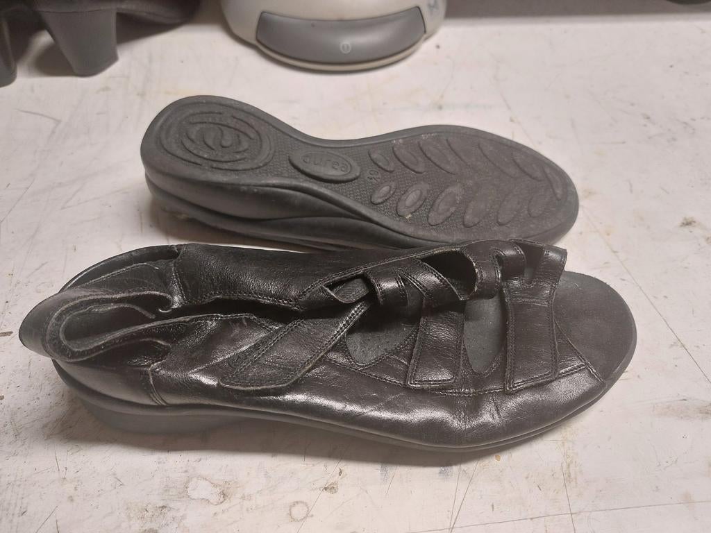 Durea maat 40 K, Ophalen of Verzenden, Zo goed als nieuw, Zwart, Sneakers of Gympen