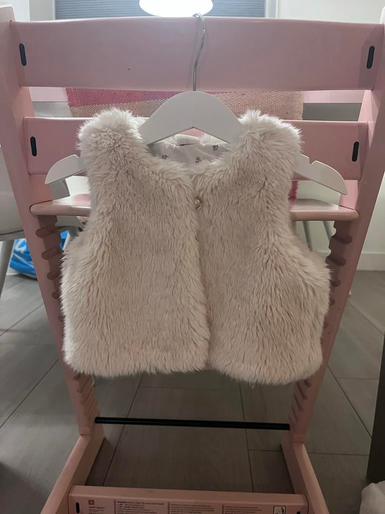 Schattig bont giletje voor meisjes, Ophalen of Verzenden, Zo goed als nieuw, Meisje