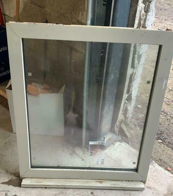 (79) Nieuw kunststof vast raamkozijn incl. glas, Doe-het-zelf en Verbouw, Kozijnen en Schuifpuien, Kunststof, Raamkozijn, Nieuw