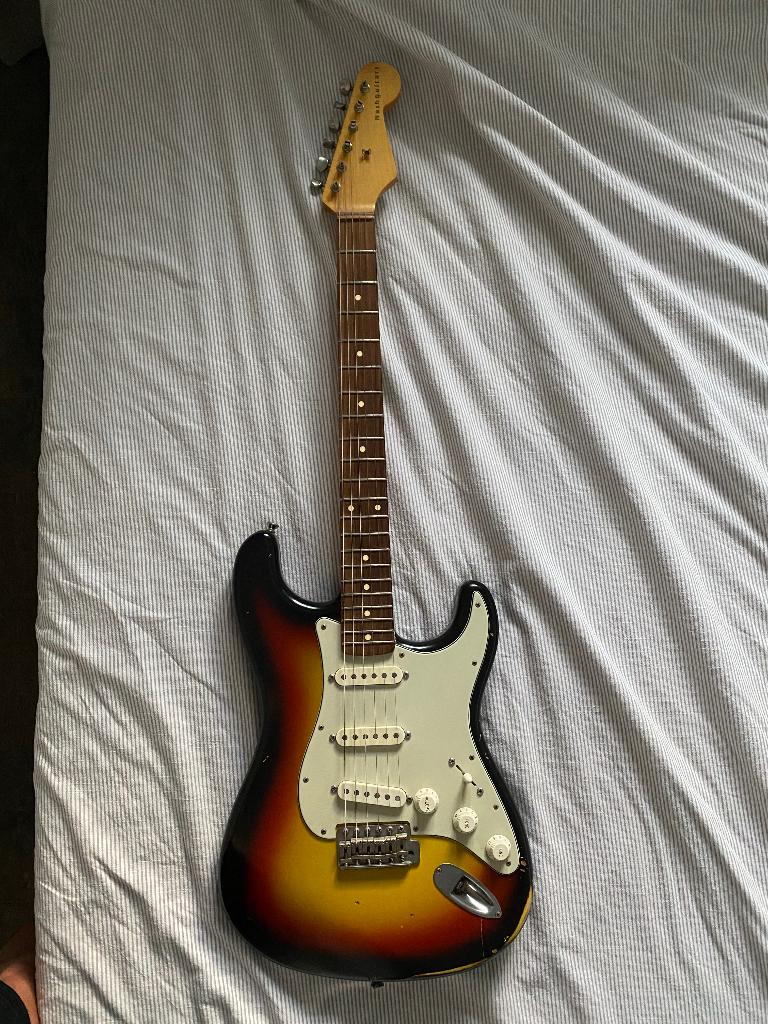 Bill Nash S-60'S RELIC 3-TSB (met koffer), Muziek en Instrumenten, Ophalen of Verzenden, Zo goed als nieuw, Solid body, Overige merken