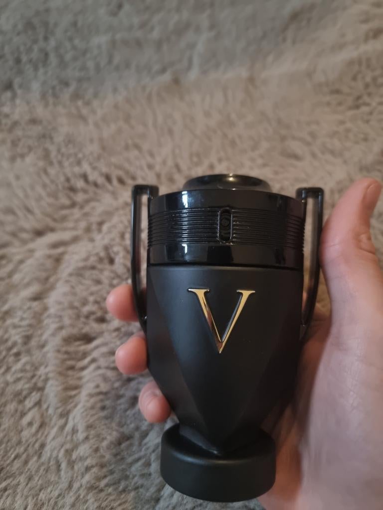 Invictus parfum, Ophalen of Verzenden, Gebruikt