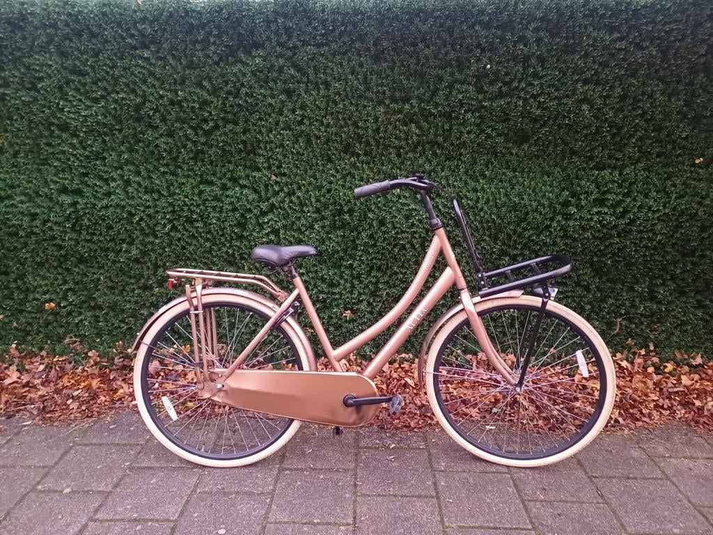 omafiets 28 inch met voordrager,FACTUUR,  GARANTIE, Altec, Versnellingen, Zo goed als nieuw, 56 cm of meer