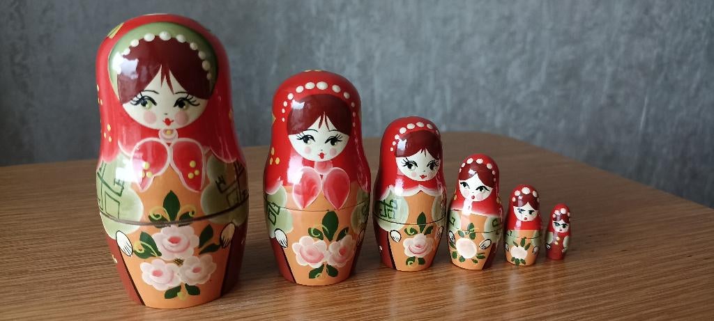 Matroesjka nieuw staat tussen 9 en 1,5 cm uit Rusland, Ophalen of Verzenden, Nieuw