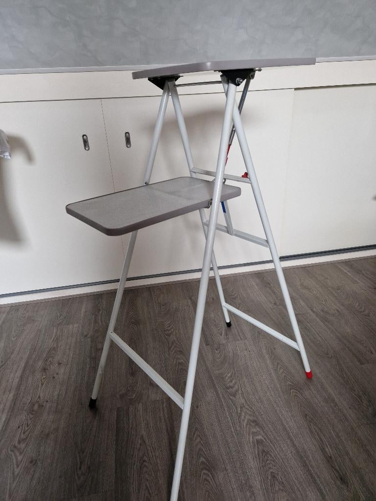 Projector standaard, Audio, Tv en Foto, Diaprojectors, Ophalen, Zo goed als nieuw