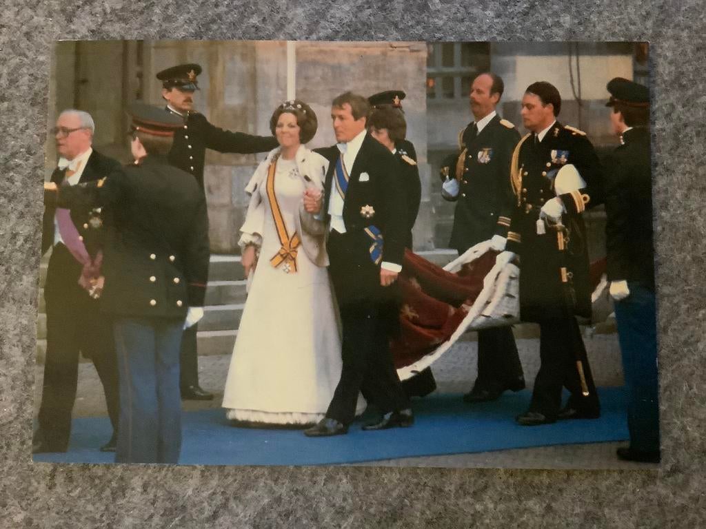 Ansichtkaart inhuldiging Koningin Beatrix op 30 April 1980, Verzamelen, Ophalen of Verzenden, 1980 tot heden, Ongelopen, Zuid-Holland