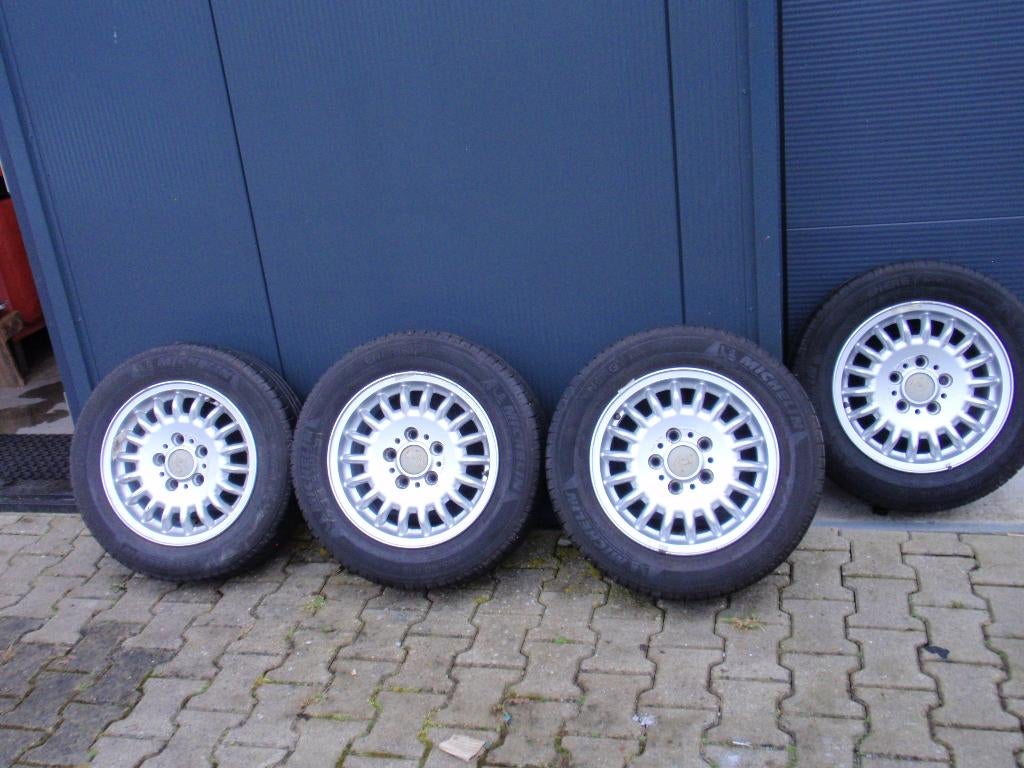 Bmw velgen 7Jx15 + banden, velgen+banden 7,5 x16inch, Auto-onderdelen, Gebruikt, 15 inch, Banden en Velgen, Personenwagen