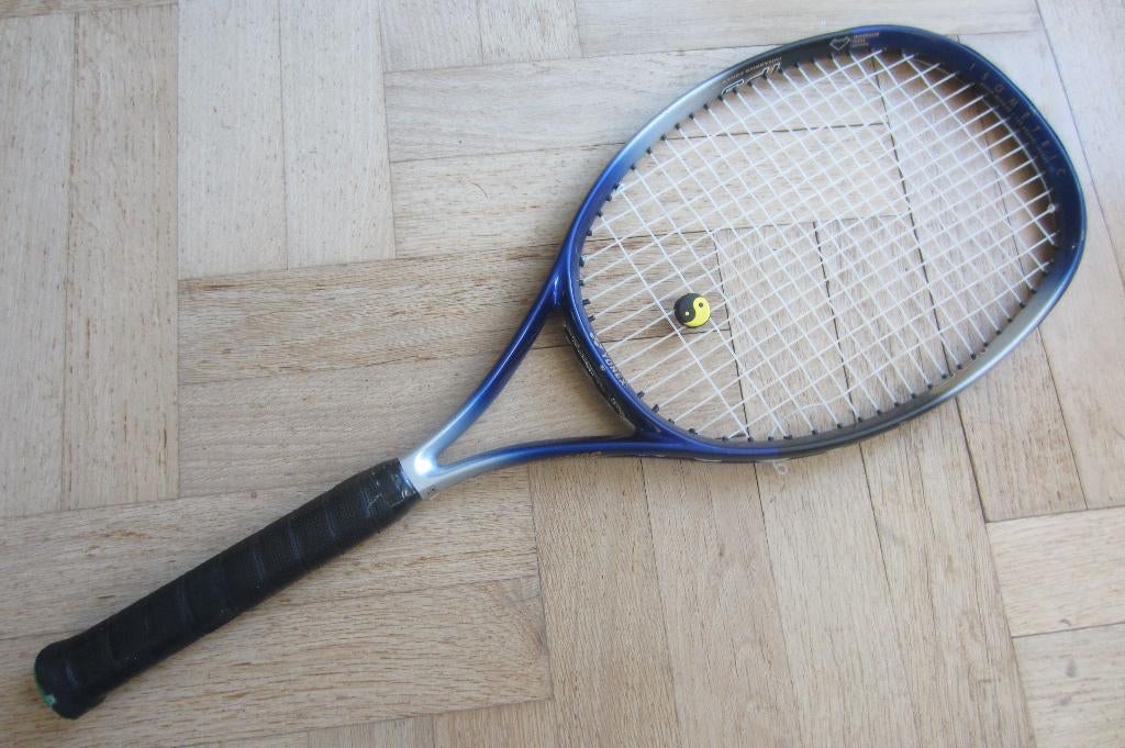 Yonex tennis racket met hoes -  gripmaat L4, Overige merken, L4, Ophalen of Verzenden, Zo goed als nieuw