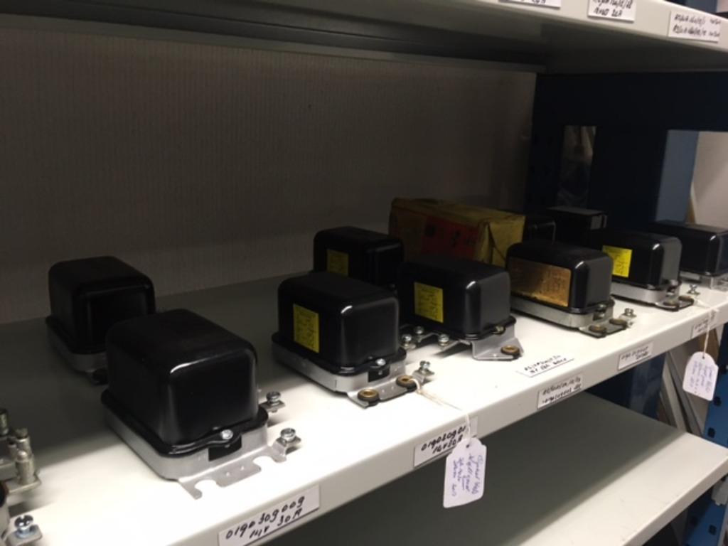 Originele bosch regelaars voor diverse dynamo's 6 / 12 volt, Ophalen of Verzenden, Gebruikt