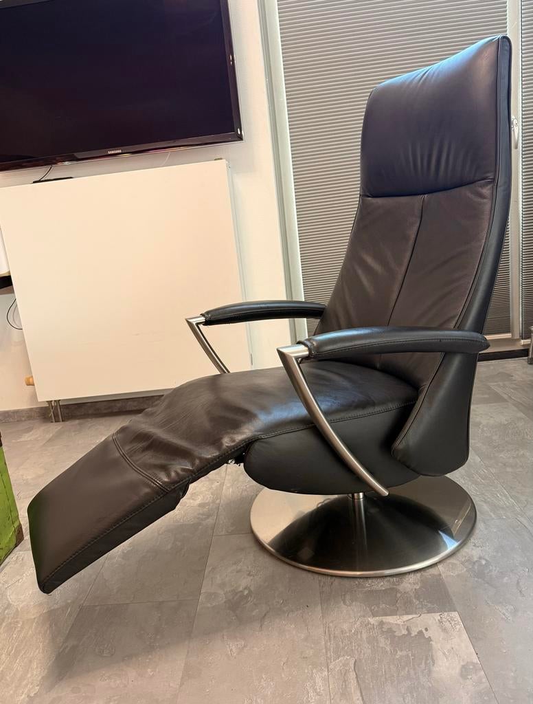 Luxe Elektrisch Verstelbare Leren Fauteuil, Ophalen, Zo goed als nieuw, Leer, 75 tot 100 cm