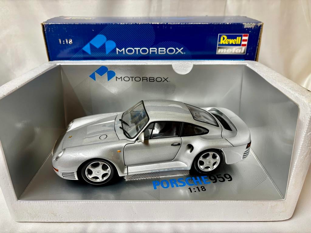 Porsche 959 1:18 Exoto Motorbox zilver zeldzaam mooi, Hobby en Vrije tijd, Modelauto's | 1:18, Ophalen of Verzenden, Zo goed als nieuw