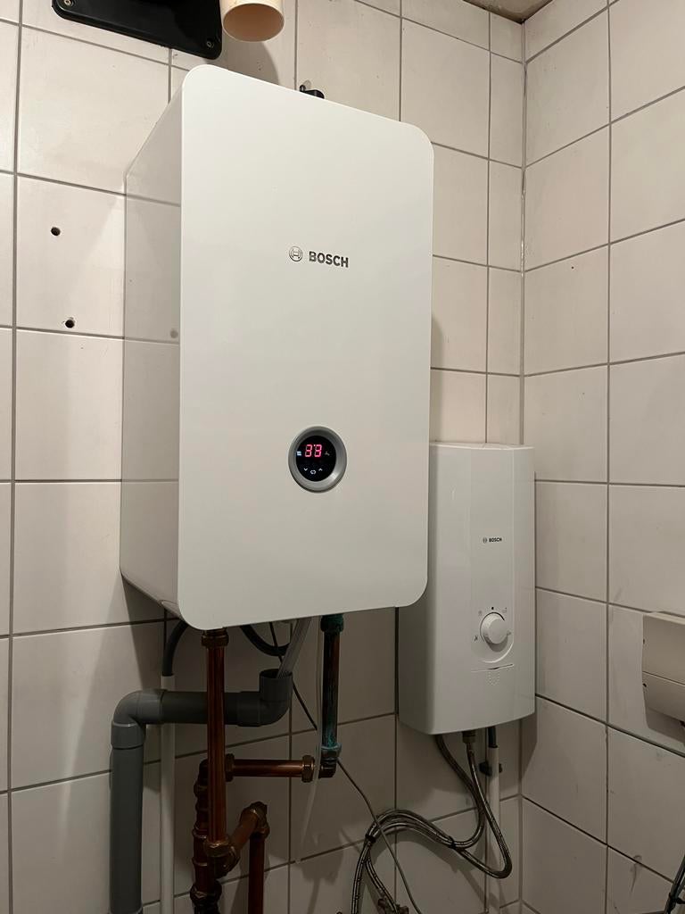 Electrische CV ketel, Doe-het-zelf en Verbouw, Verwarming en Radiatoren, Cv-ketel of Combi-ketel, Minder dan 60 cm, Ophalen of Verzenden