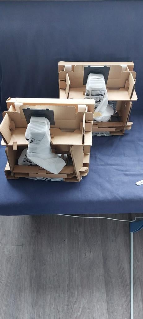 2x Dell monitor staander NIEUW, Nieuw, Ophalen of Verzenden, Overige typen, Onbekend