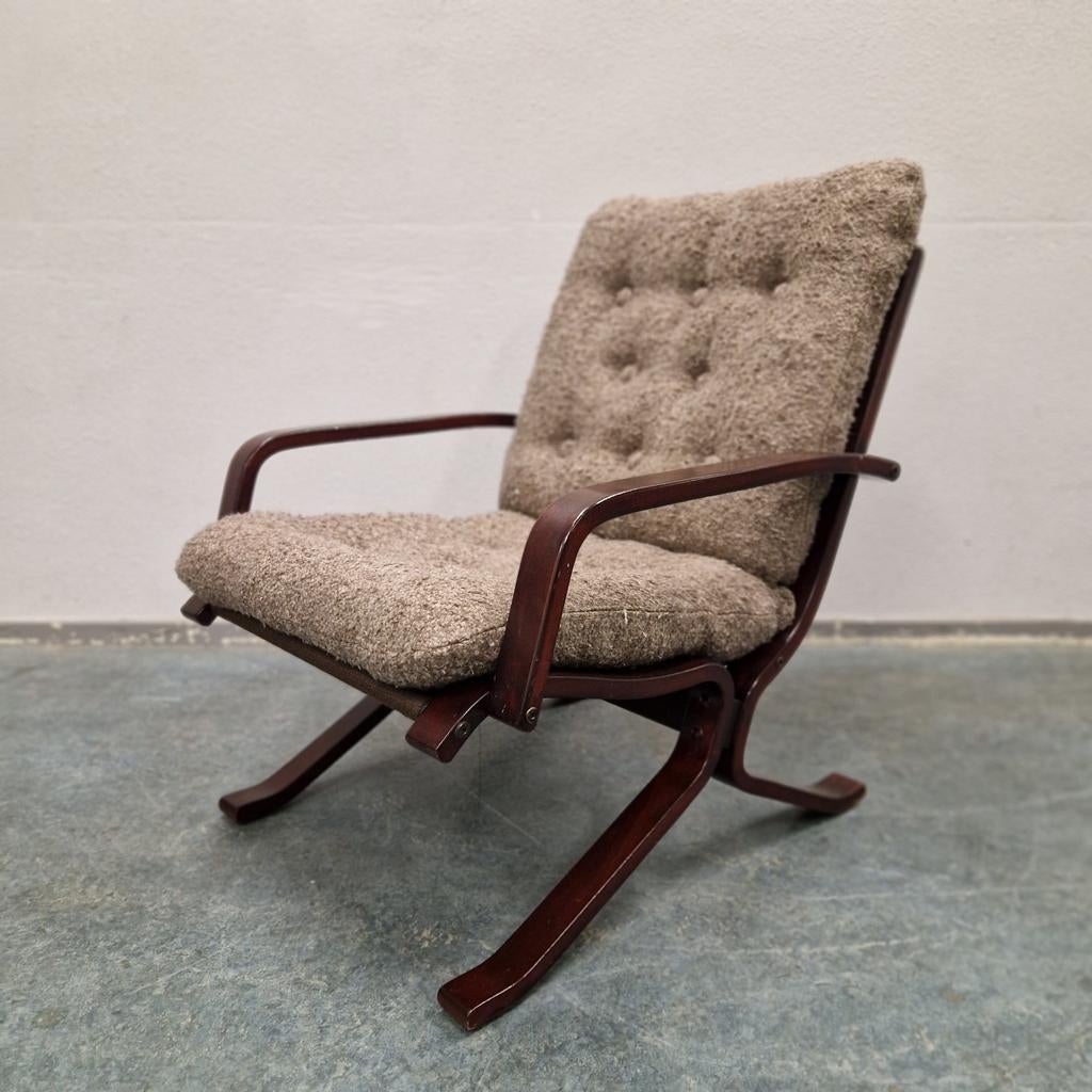 Vintage fauteuil easy chair Westnova nieuw bekleed, Huis en Inrichting, Fauteuils, Kolibrivintagehal@gmail.com, Aaldertgeertsstraat 43 Olst