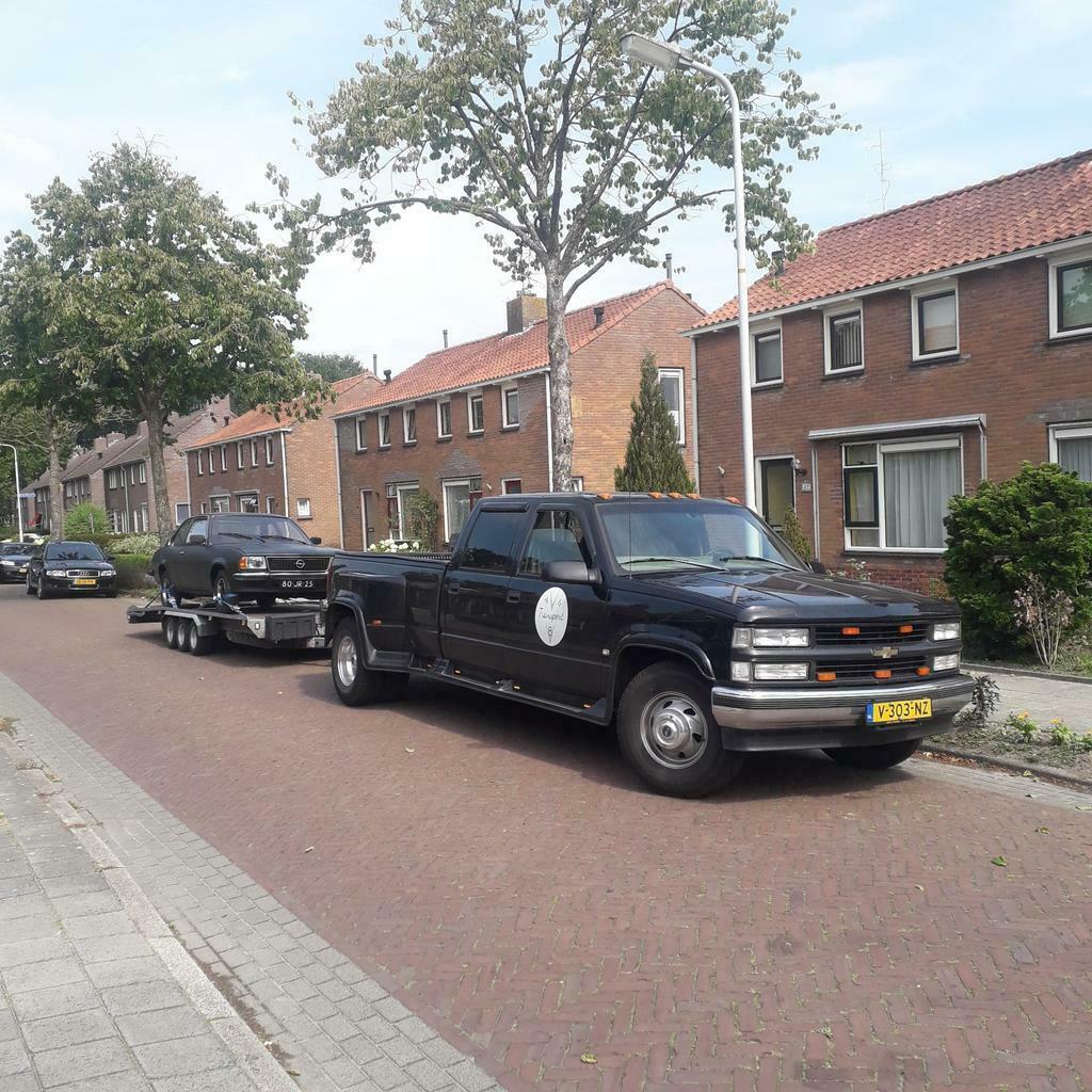 MvG Transport, voor al uw autotransport, Chauffeursdiensten