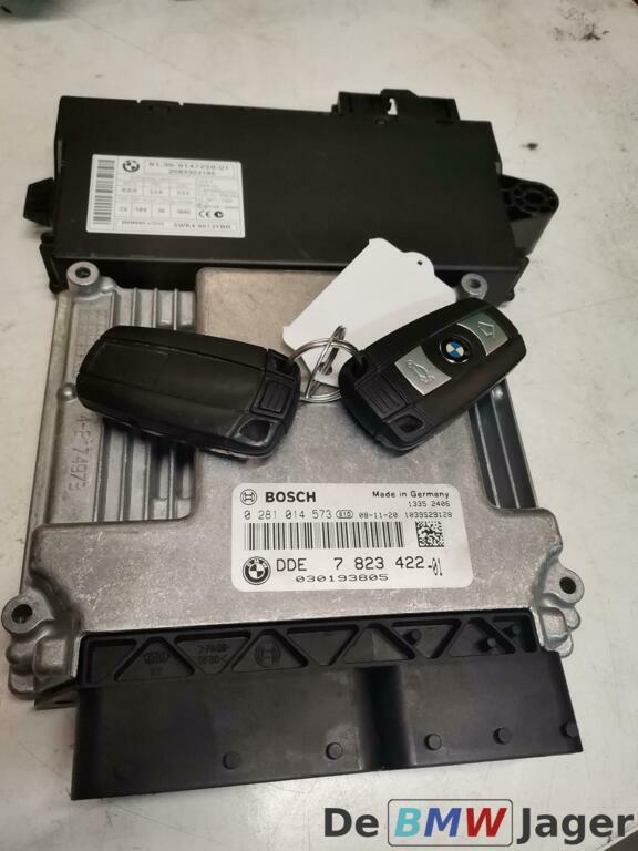 DDE met CAS en sleutel BMW 1 3 serie E8X E9X 18D N47 7823422, Gebruikt, Ophalen of Verzenden, BMW
