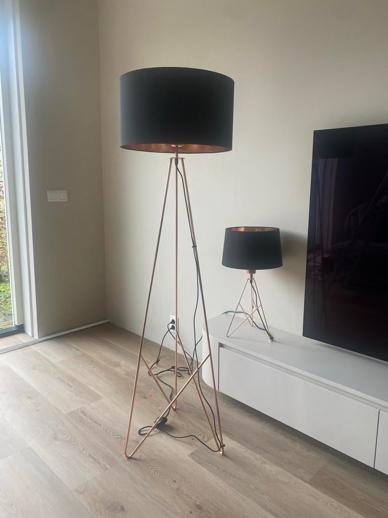 Lampen set - Stijlvolle verlichting voor uw interieur, Led-lamp, Soft of Flame, E27 (groot), Zo goed als nieuw