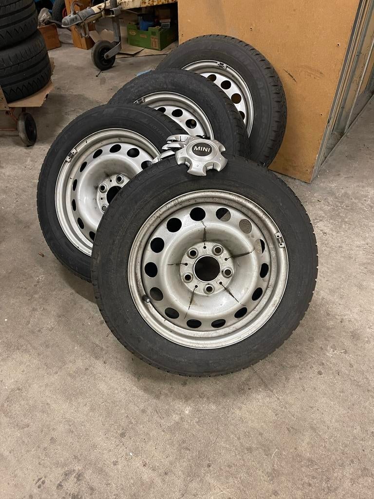 Winterset Mini Coutryman., Auto-onderdelen, Banden en Velgen, Ophalen, Gebruikt, 16 inch, Banden en Velgen