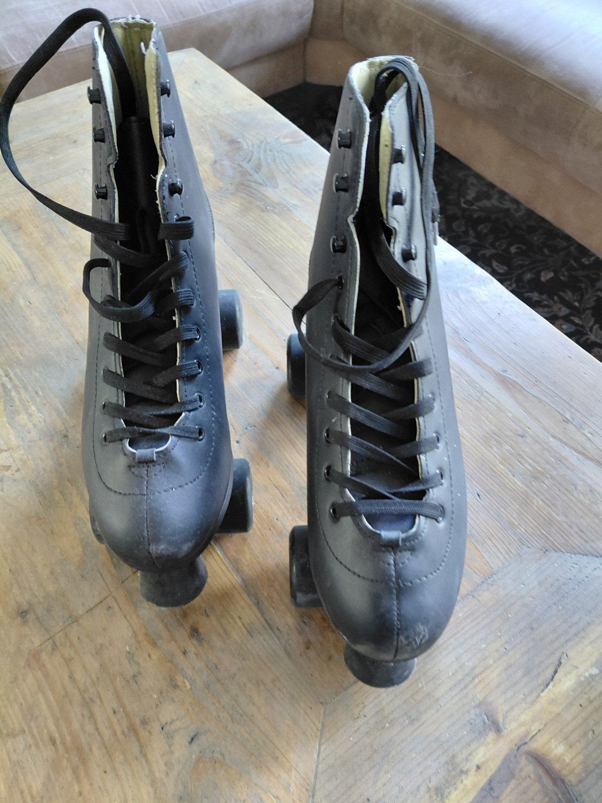 Zwarte Roller Skates - Maat 42, Kinderen en Baby's, Speelgoed | Buiten | Rolschaatsen, Ophalen of Verzenden, Zo goed als nieuw