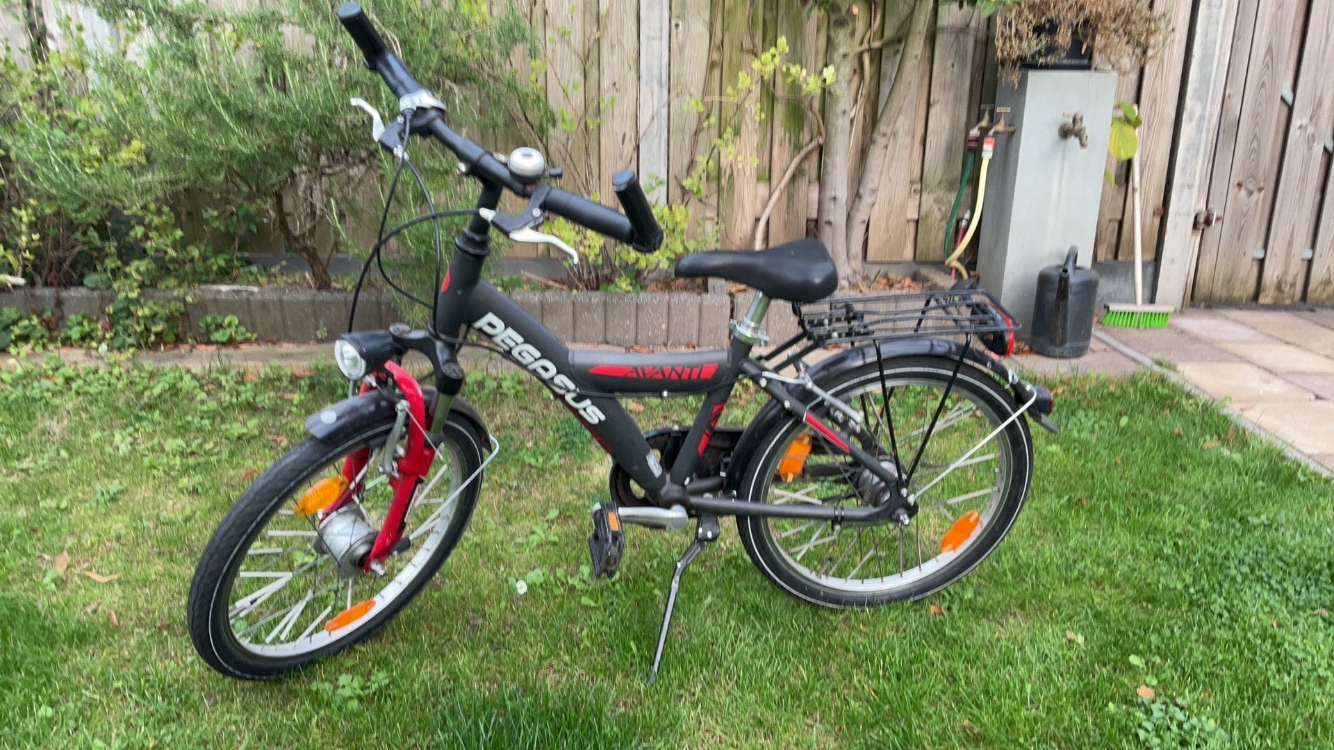 Leuke 20inch jongensfiets, Terugtraprem, Gebruikt, Ophalen of Verzenden, Handrem