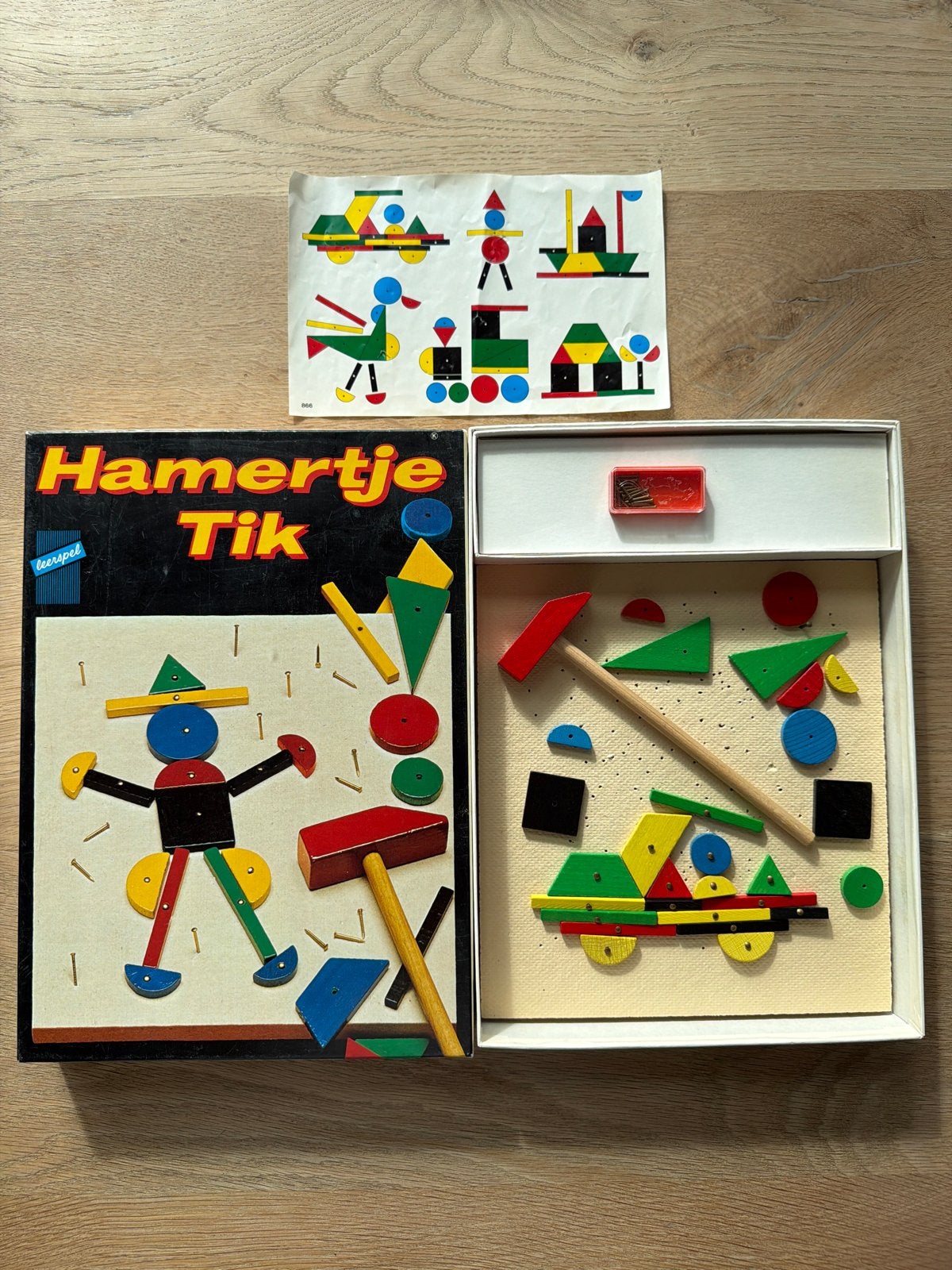 Vintage HEMA Hamertje Tik - Compleet met doos en voorbeeld, Ophalen of Verzenden, Gebruikt, Knutselen