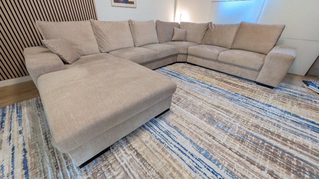 Grote hoekbank met lounge (als nieuw), Huis en Inrichting, Banken | Bankstellen, Ophalen, Modern-landelijk / modern-scandinavisch